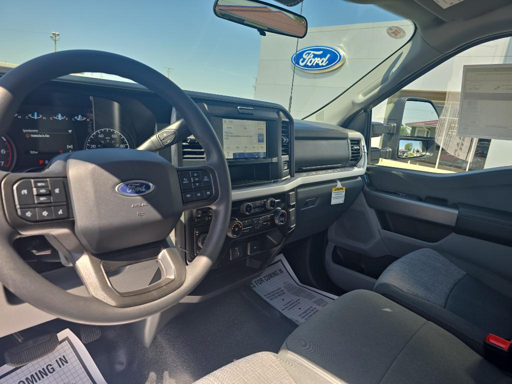 new 2025 Ford F-350 car, priced at $53,995