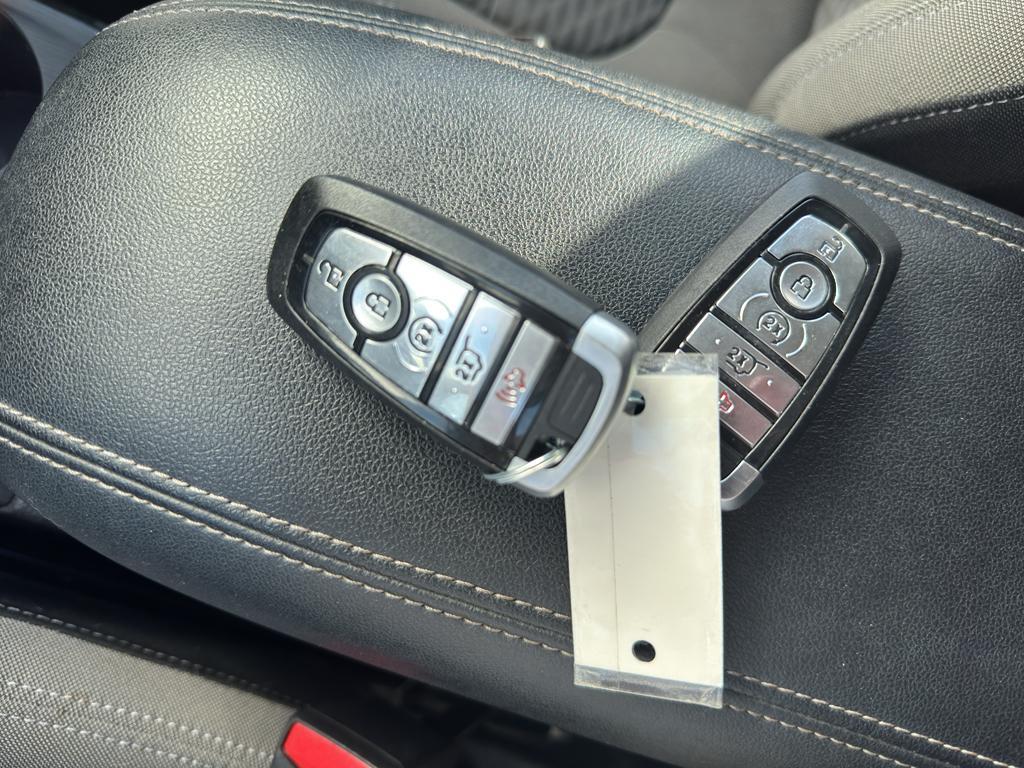 used 2022 Ford Escape car, priced at $21,995