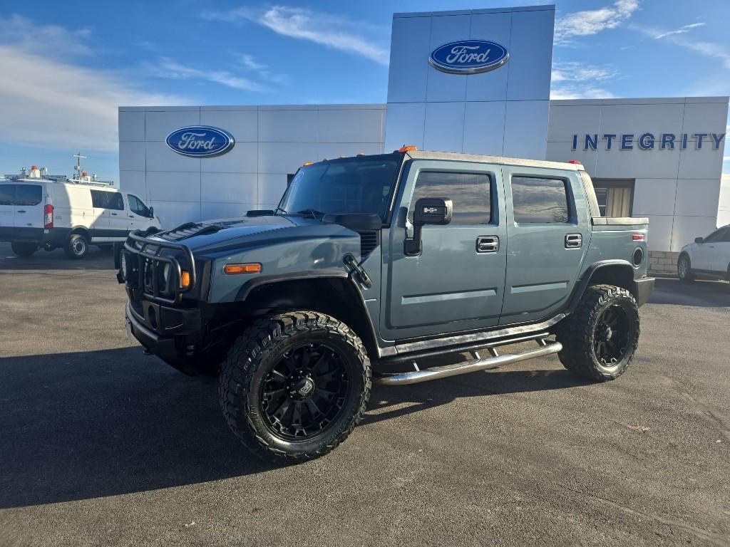 used 2005 Hummer H2 car, priced at $13,995