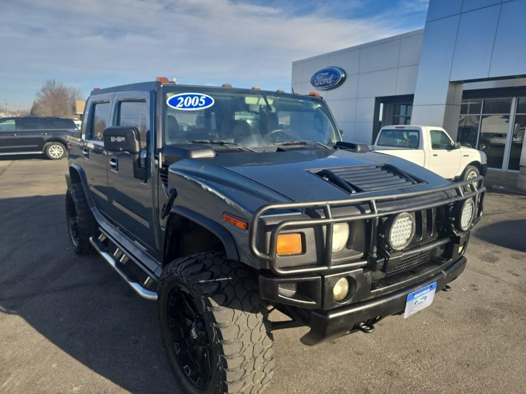 used 2005 Hummer H2 car, priced at $13,995
