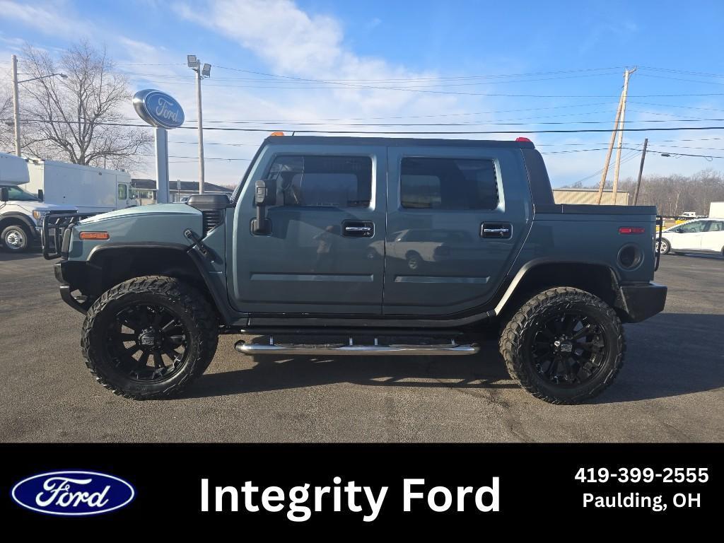 used 2005 Hummer H2 car, priced at $13,995