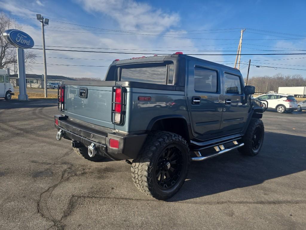 used 2005 Hummer H2 car, priced at $13,995