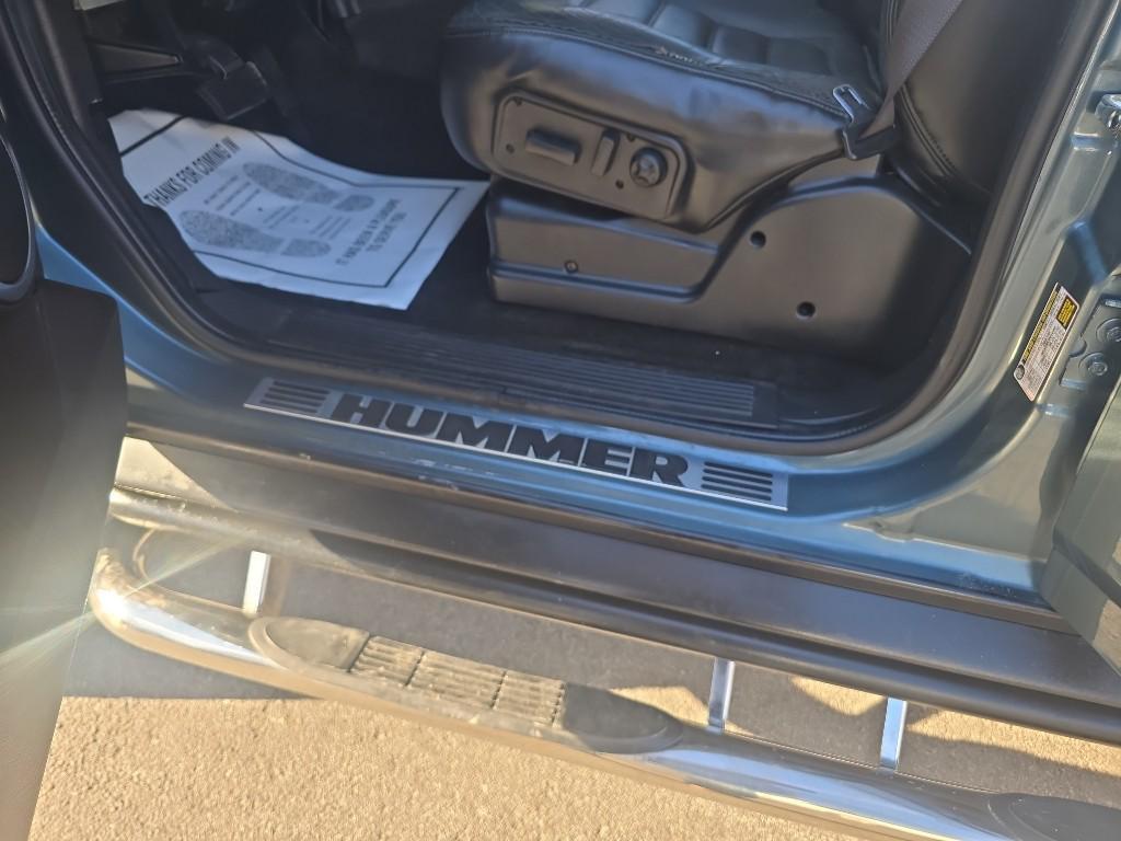 used 2005 Hummer H2 car, priced at $13,995