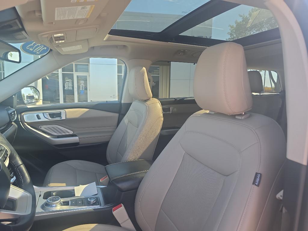 used 2023 Ford Explorer car, priced at $35,995