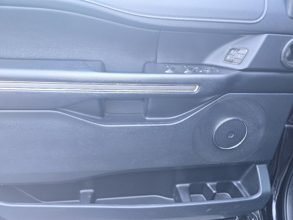 used 2021 Ford Expedition car, priced at $36,995