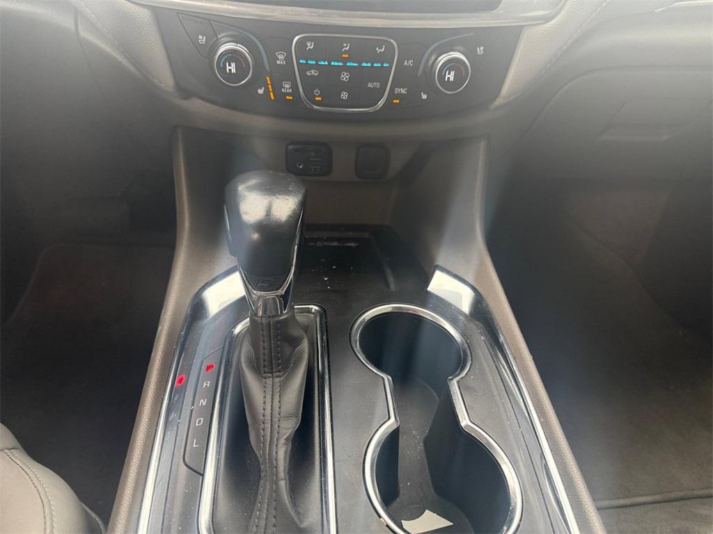 used 2021 Chevrolet Traverse car, priced at $24,995