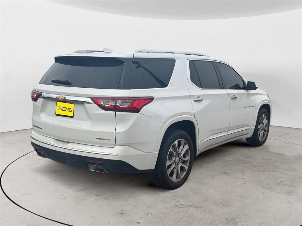 used 2021 Chevrolet Traverse car, priced at $24,995