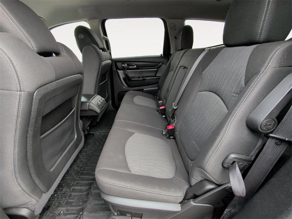 used 2015 Chevrolet Traverse car, priced at $8,995