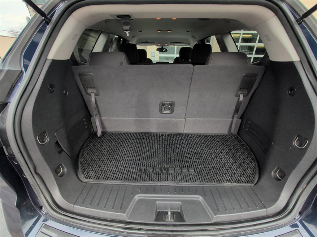 used 2015 Chevrolet Traverse car, priced at $8,995