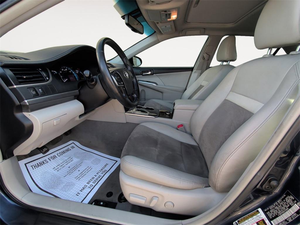 used 2014 Toyota Camry Hybrid car, priced at $7,990