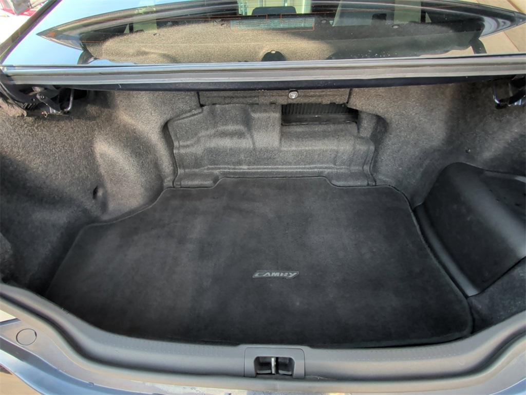 used 2014 Toyota Camry Hybrid car, priced at $7,990