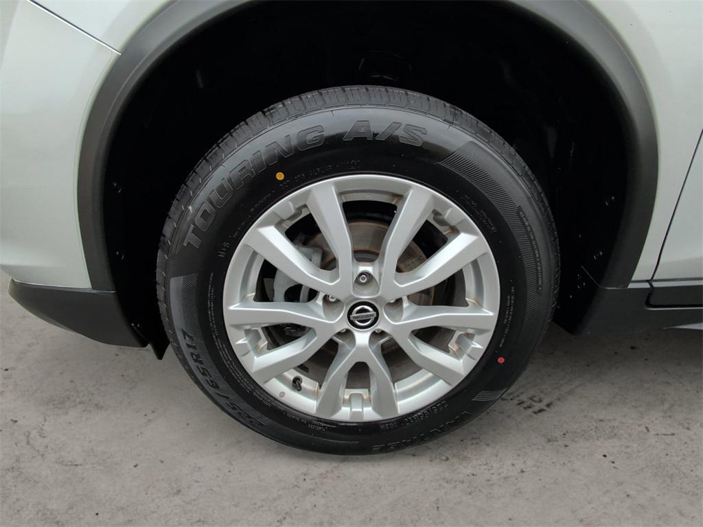 used 2018 Nissan Rogue car, priced at $12,995