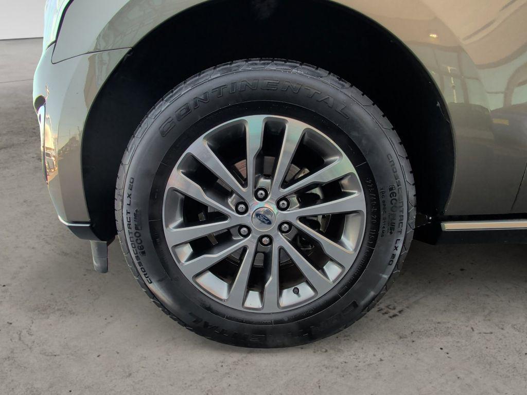 used 2018 Ford Expedition car, priced at $28,995
