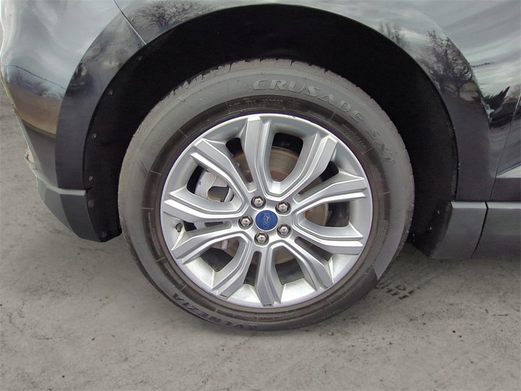 used 2022 Ford Edge car, priced at $18,495