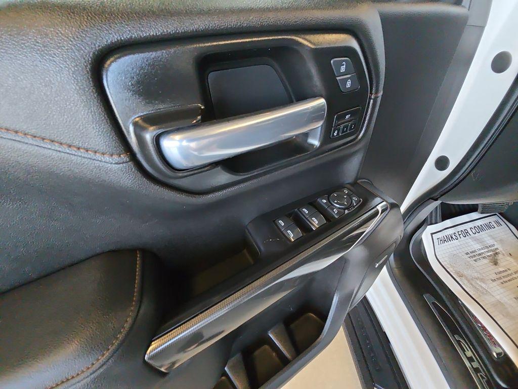 used 2021 GMC Sierra 1500 car, priced at $33,494