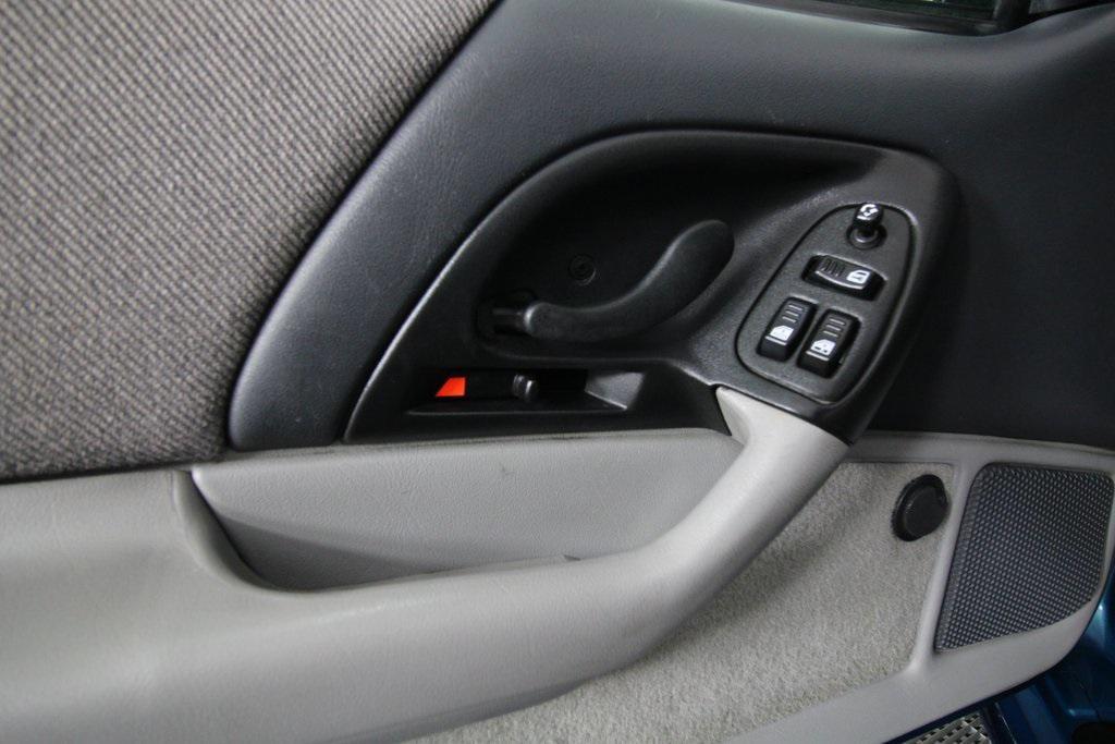 used 1995 Chevrolet Camaro car, priced at $6,995