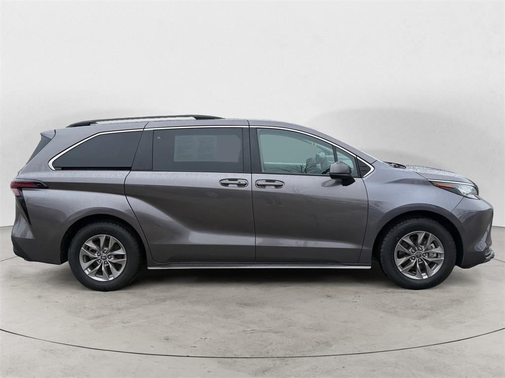 used 2023 Toyota Sienna car, priced at $30,995
