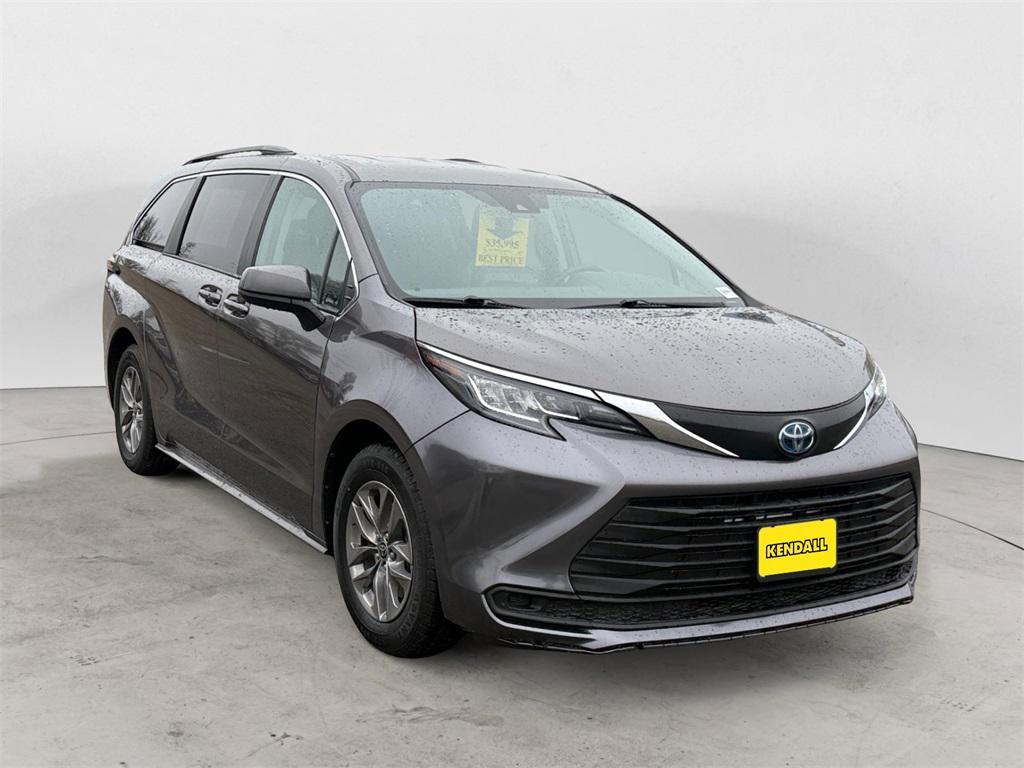 used 2023 Toyota Sienna car, priced at $30,995