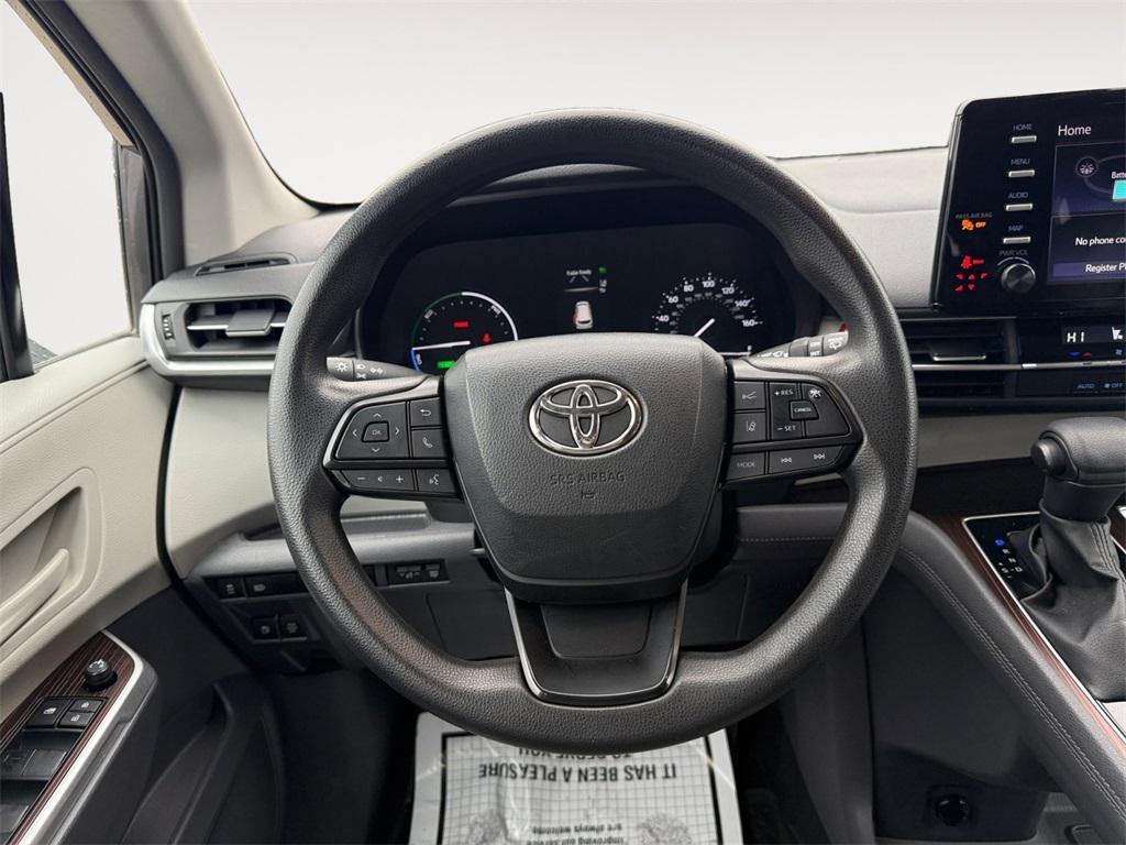 used 2023 Toyota Sienna car, priced at $30,995