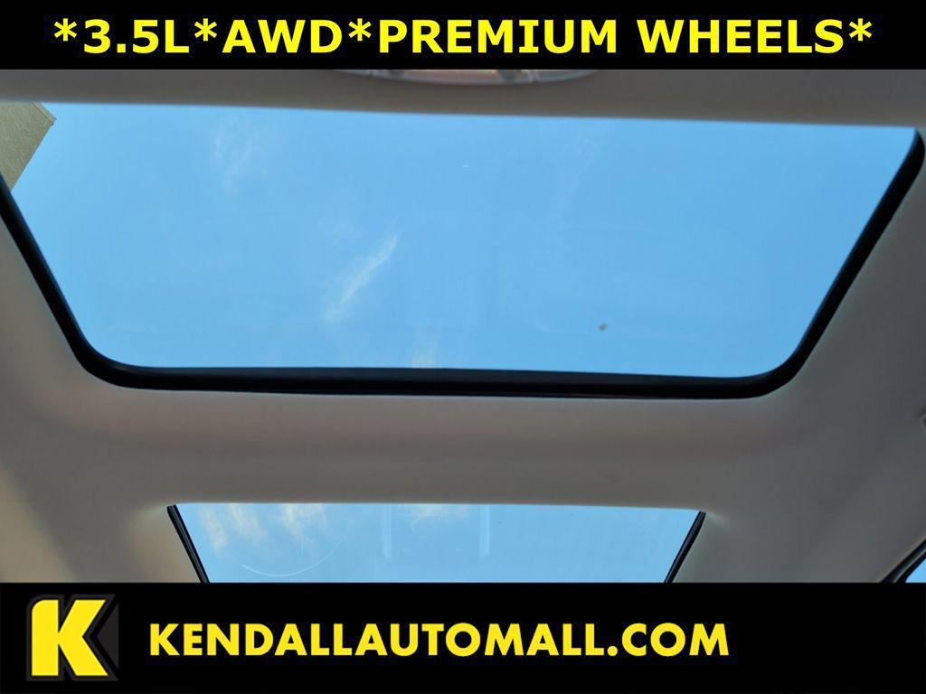 used 2011 Ford Edge car, priced at $7,992