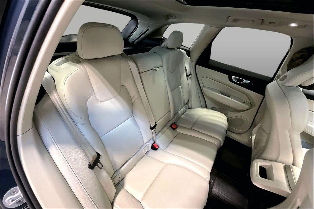 used 2024 Volvo XC60 car, priced at $39,293