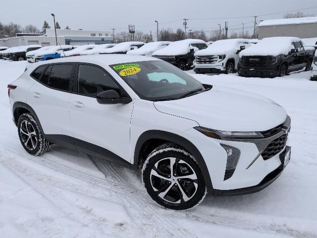 used 2024 Chevrolet Trax car, priced at $20,385