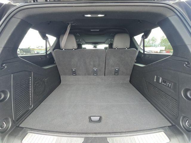 used 2023 Chevrolet Suburban car, priced at $60,000