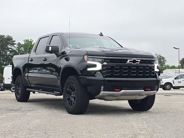 used 2025 Chevrolet Silverado 1500 car, priced at $61,900