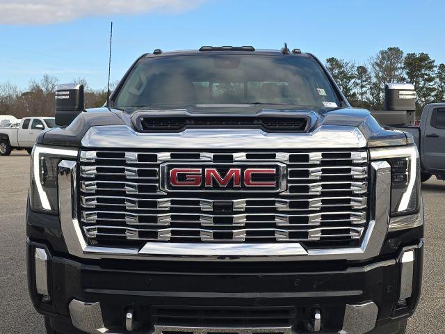 used 2024 GMC Sierra 2500 car, priced at $68,500