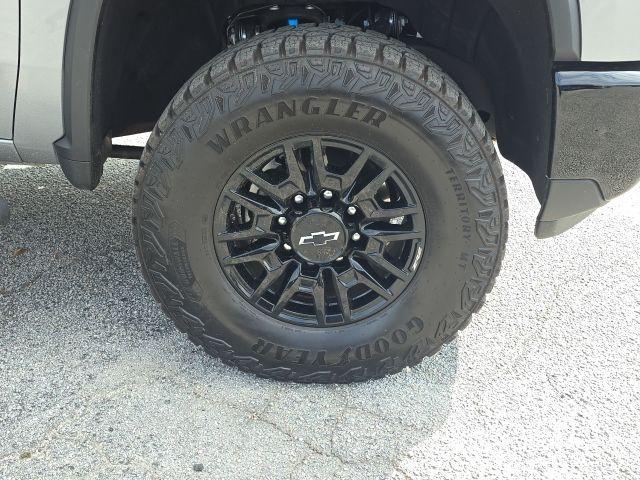 used 2025 Chevrolet Silverado 2500 car, priced at $78,650