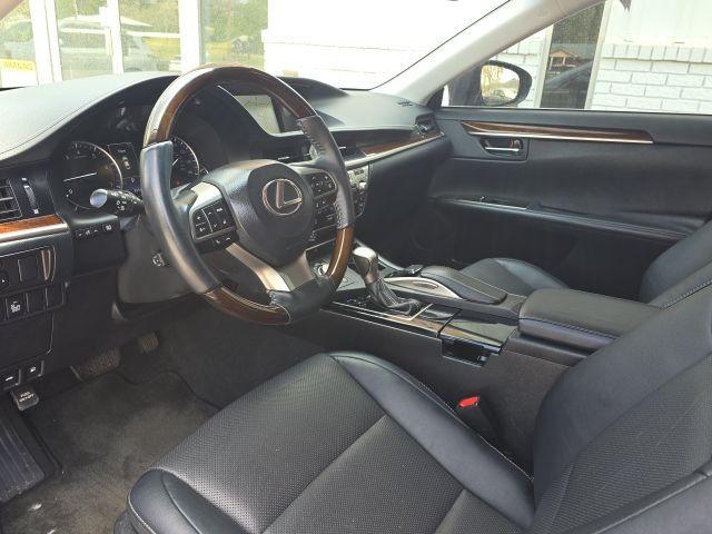 used 2017 Lexus ES 350 car, priced at $22,953