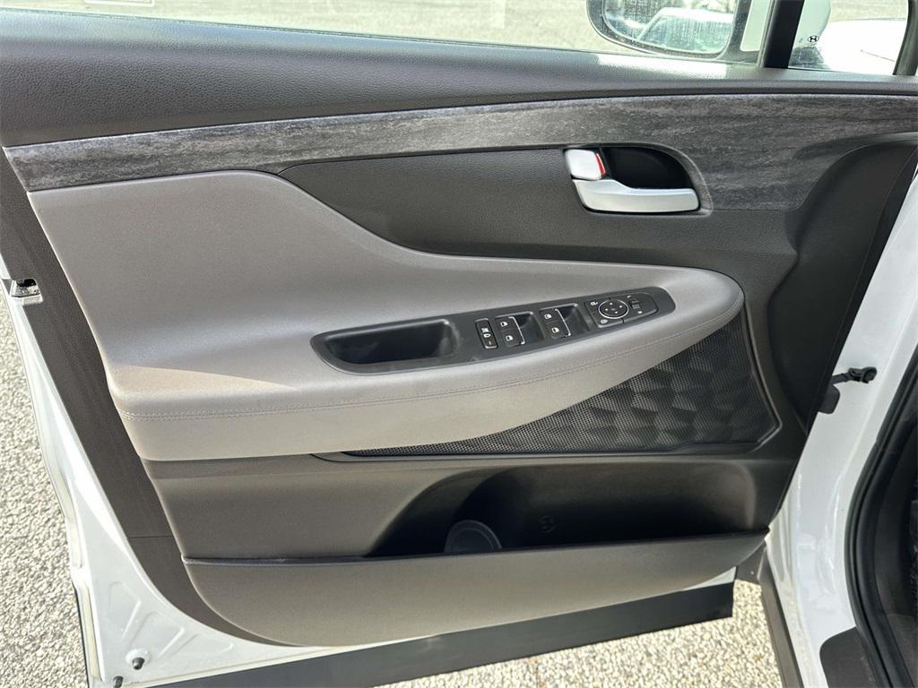 used 2019 Hyundai Santa Fe car, priced at $17,000