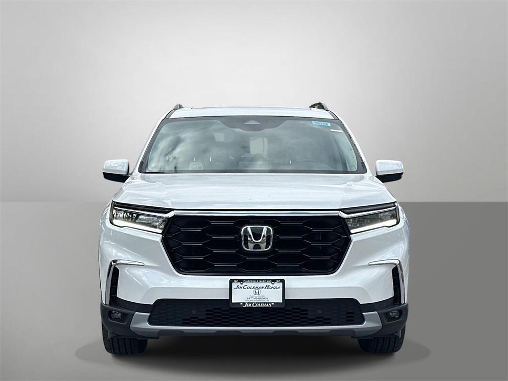 new 2025 Honda Pilot car, priced at $51,550