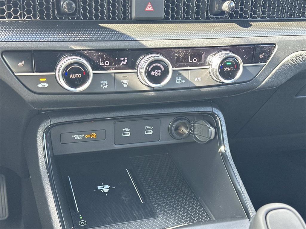 new 2026 Honda CR-V Hybrid car, priced at $41,675