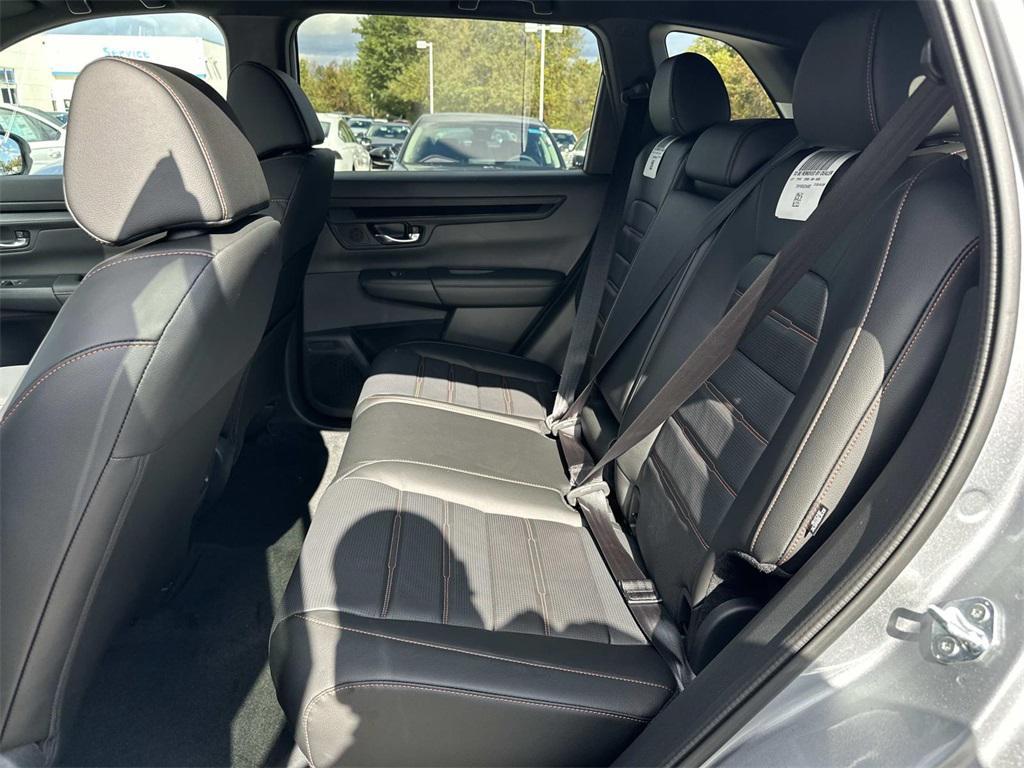 new 2026 Honda CR-V Hybrid car, priced at $41,675