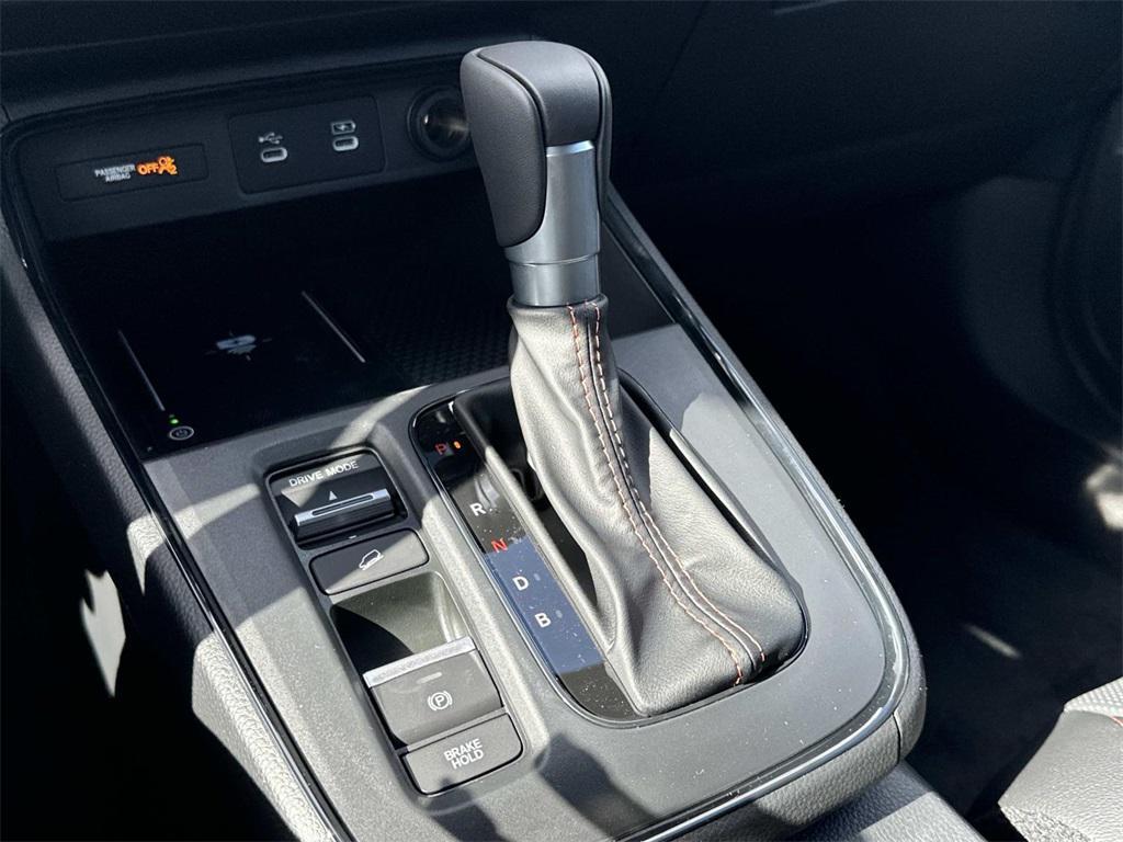 new 2026 Honda CR-V Hybrid car, priced at $41,675