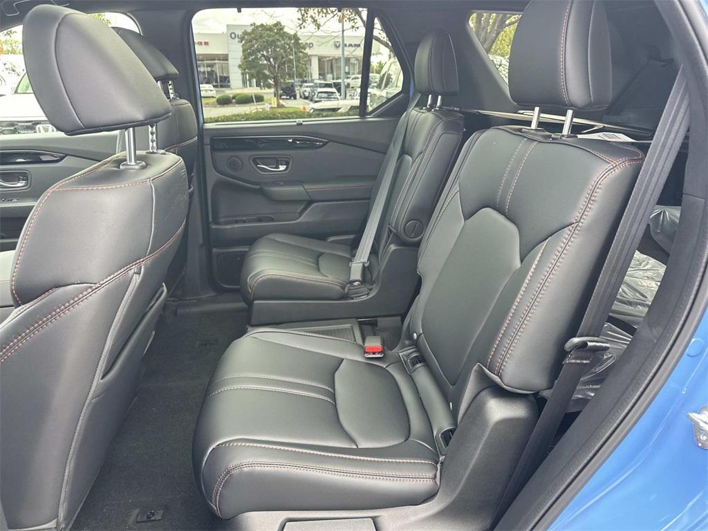 new 2025 Honda Pilot car, priced at $51,830