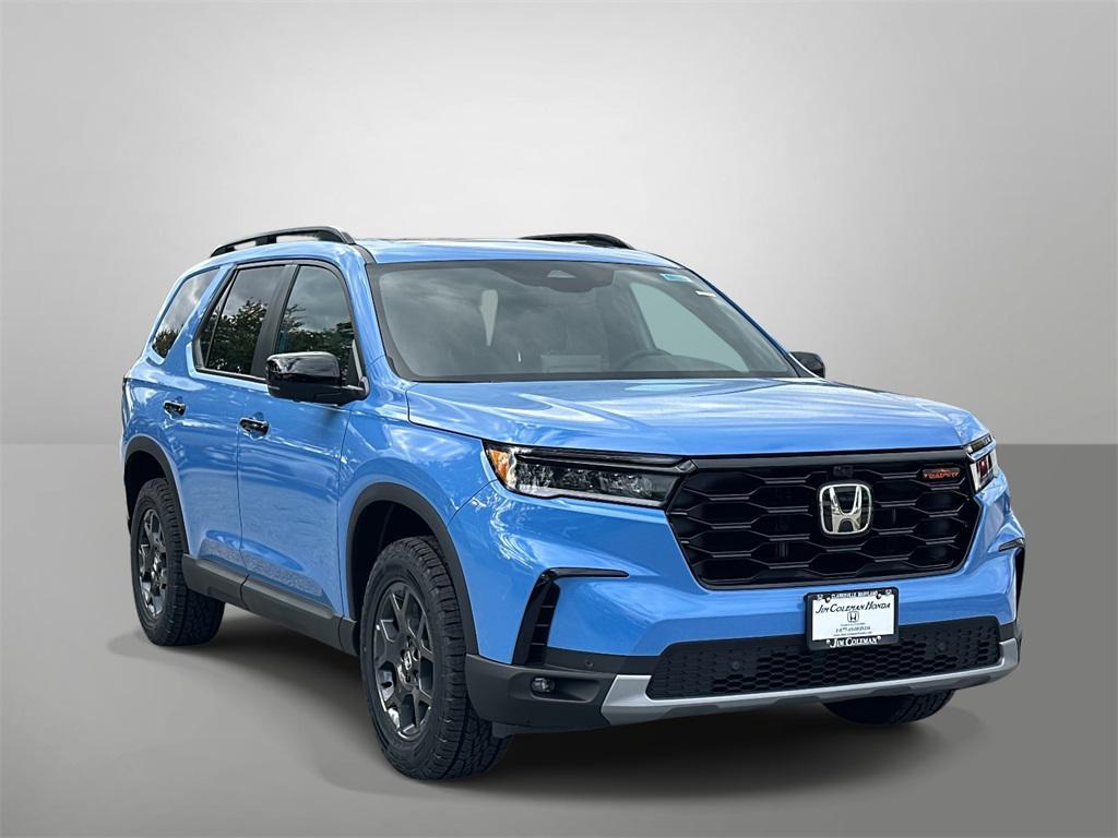 new 2025 Honda Pilot car, priced at $51,830