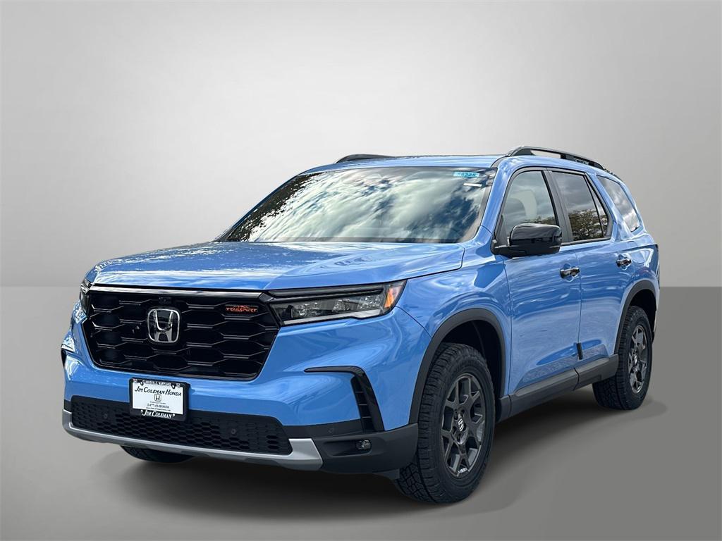 new 2025 Honda Pilot car, priced at $51,830