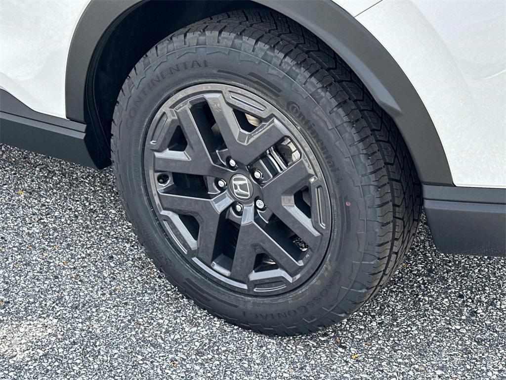 new 2026 Honda CR-V Hybrid car, priced at $40,705