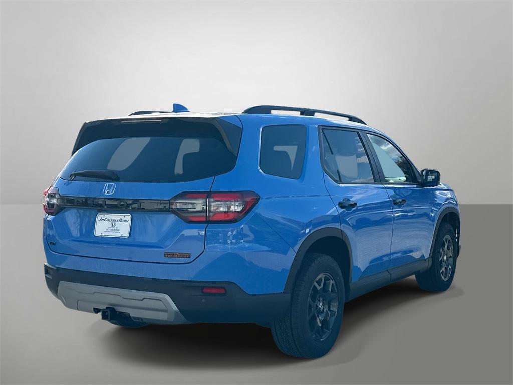 new 2025 Honda Pilot car, priced at $51,350
