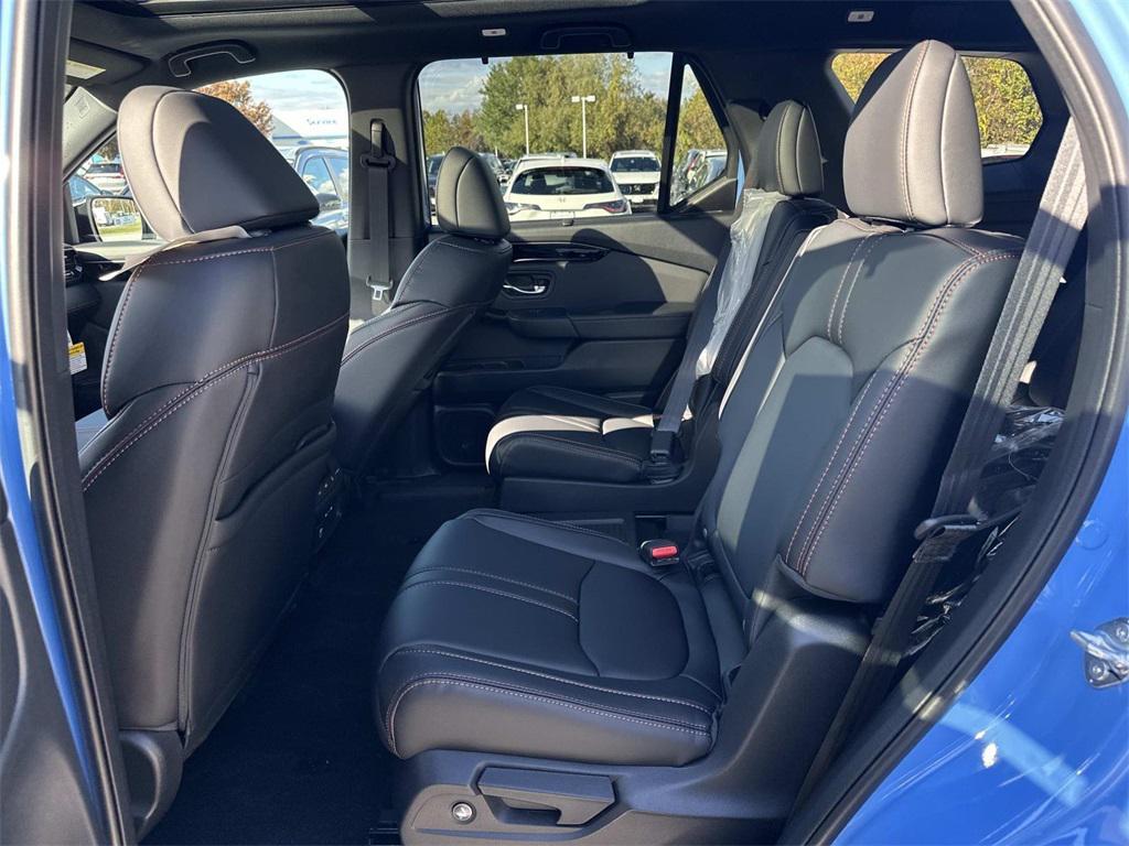 new 2025 Honda Pilot car, priced at $51,350