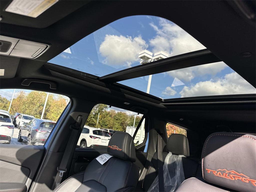 new 2025 Honda Pilot car, priced at $51,350