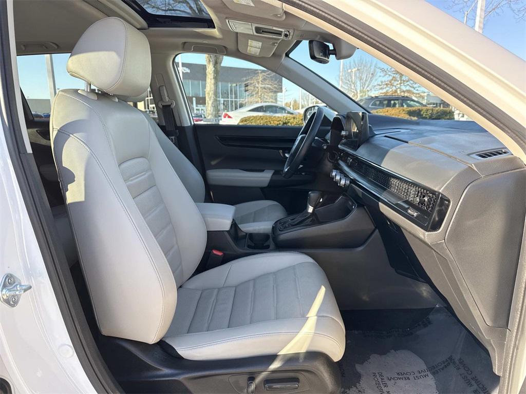 used 2024 Honda CR-V car, priced at $30,877