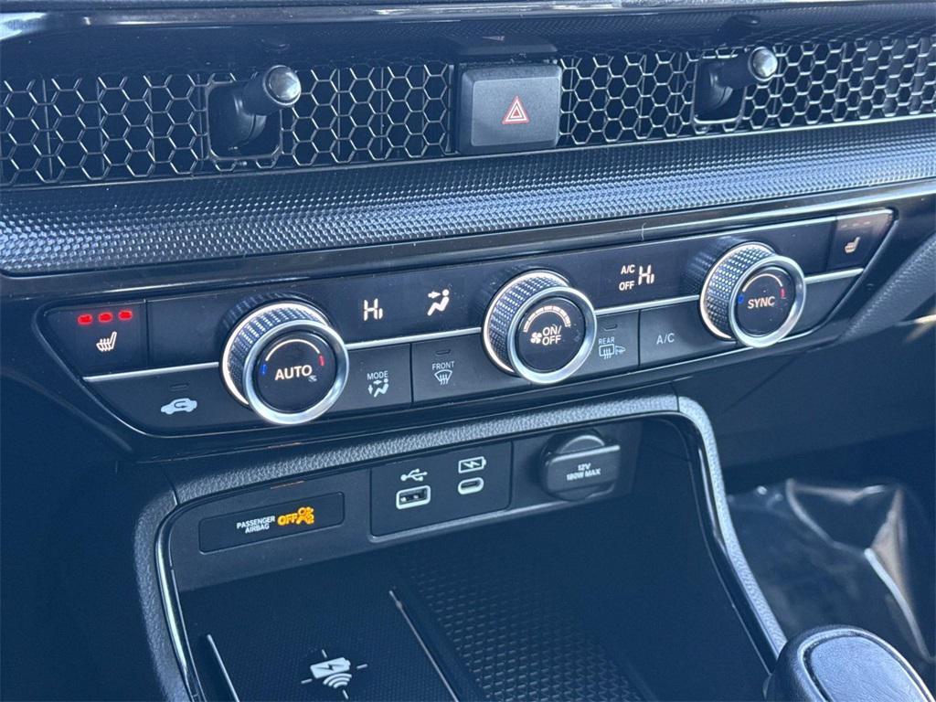 used 2024 Honda CR-V car, priced at $30,877