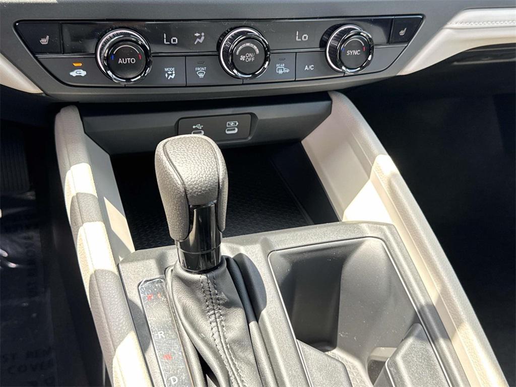 new 2025 Honda Accord car, priced at $32,165