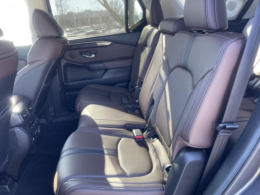 used 2023 Honda Pilot car, priced at $42,000