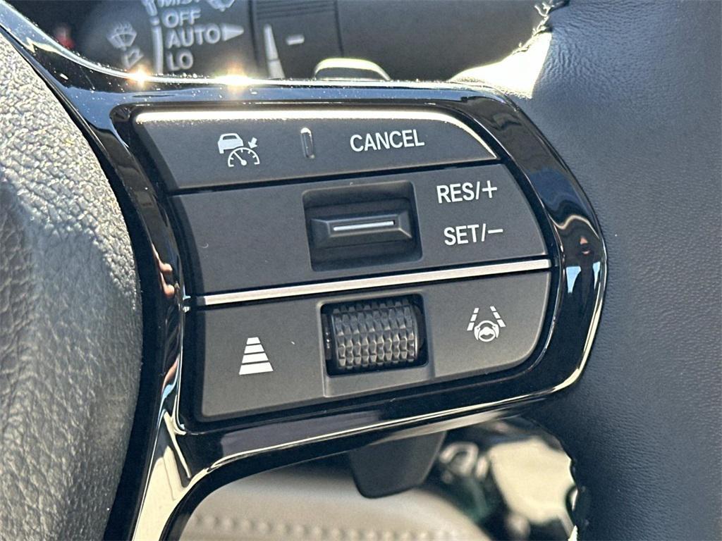 new 2025 Honda Accord Hybrid car, priced at $40,950