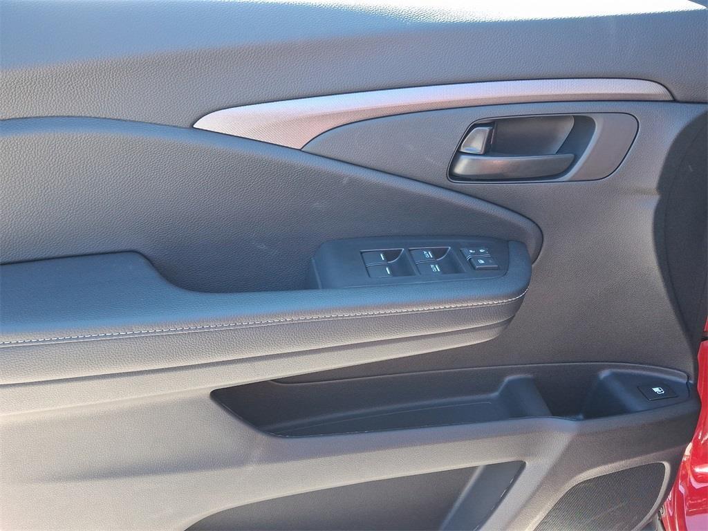 new 2025 Honda Ridgeline car, priced at $45,100