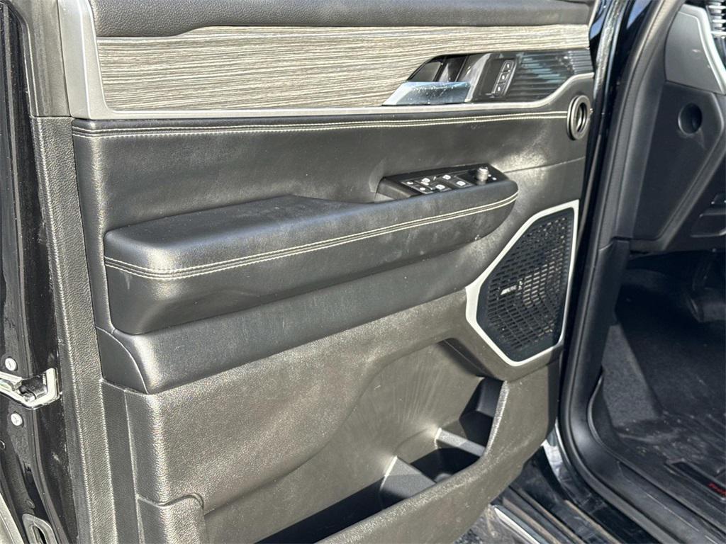 used 2022 Jeep Wagoneer car, priced at $37,000